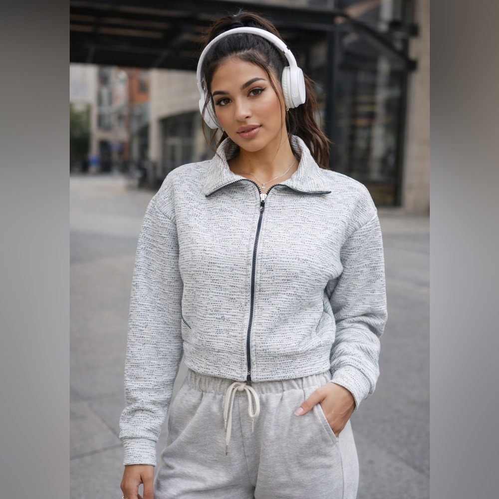 RBX Reebok Athleisure Cropped Zip Jacket Gray Speckled Sporty Chic Heather Gray